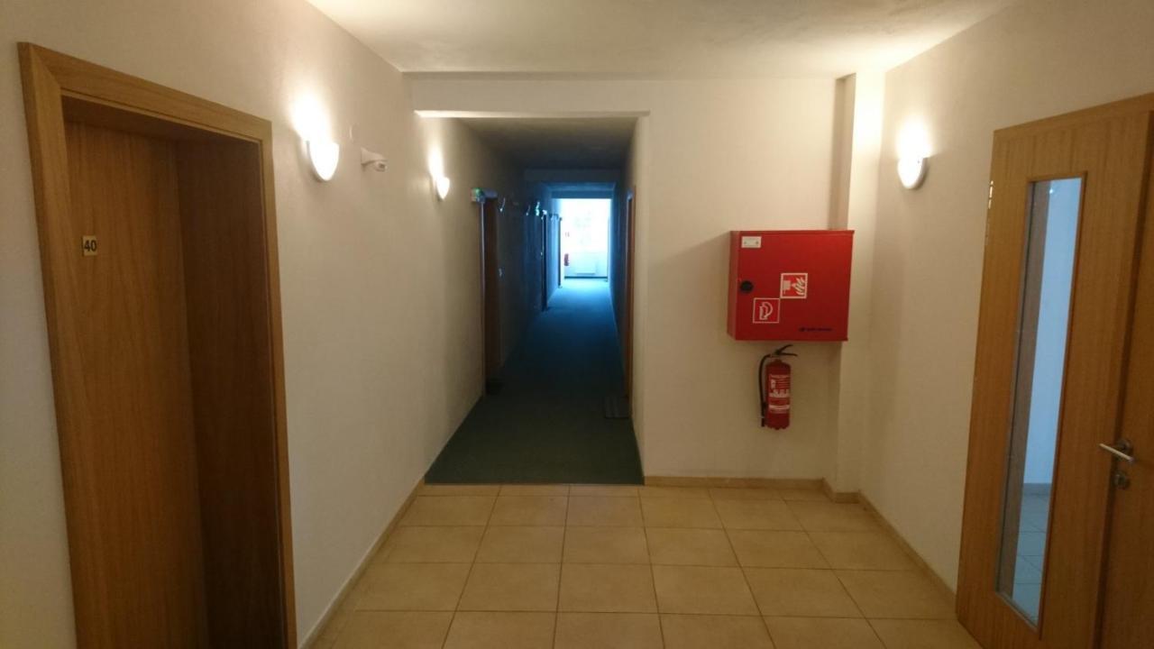 Apartman Patris 40 ตาตรันสกา ชตราบา ภายนอก รูปภาพ